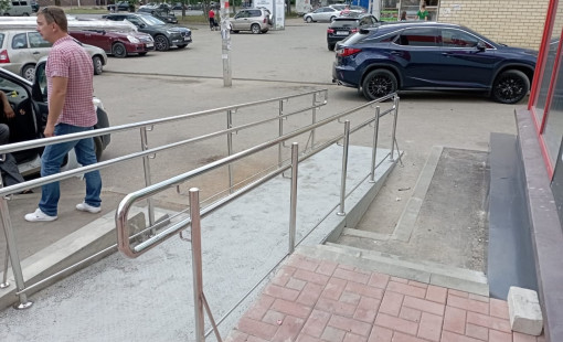 Ограждения пандуса из нержавеющей стали